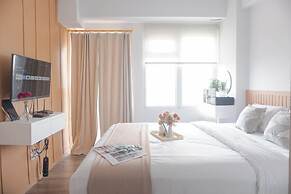 Cozy And Homey Studio At Metropolitan Park Apartment