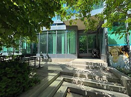 NovaStay - The Oasis