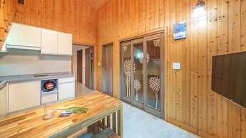 Gapyeong Sanchaek Glamping Pension