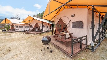 Gapyeong Sanchaek Glamping Pension