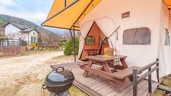 Gapyeong Sanchaek Glamping Pension