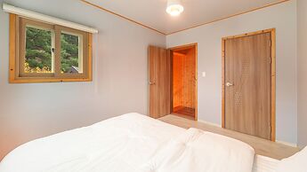 Gapyeong Sanchaek Glamping Pension