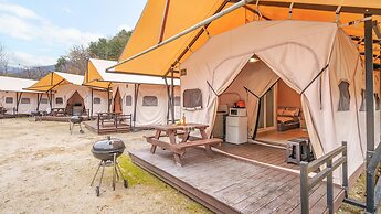 Gapyeong Sanchaek Glamping Pension