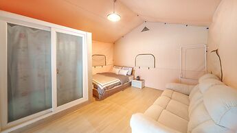 Gapyeong Sanchaek Glamping Pension