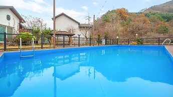 Gapyeong Sanchaek Glamping Pension