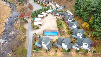 Gapyeong Sanchaek Glamping Pension