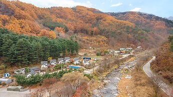 Gapyeong Sanchaek Glamping Pension