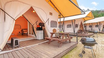Gapyeong Sanchaek Glamping Pension