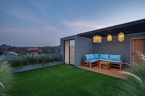 Serene Retreat Villa Ayra by Azure