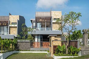 Serene Retreat Villa Ayra by Azure