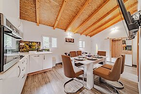 Eco Friendly Cottage Maja