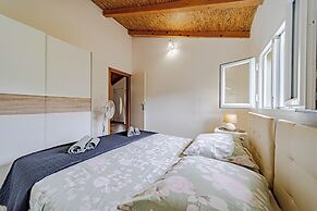 Eco Friendly Cottage Maja