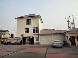 Villa Hilton  Hotels and Apartments