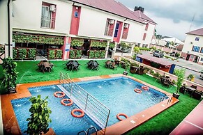 Villa Hilton  Hotels and Apartments