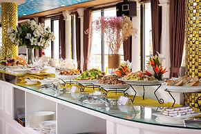 Halong Aquarmarine Royal Cruise