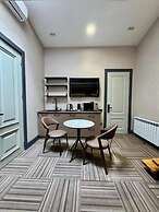 Nizami Central Park Hotel