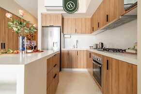 Harbor 171 North Tower 804