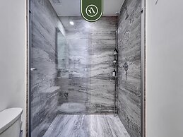 Harbor 171 North Tower 2103