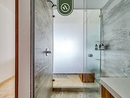 Harbor 171 North Tower 2103