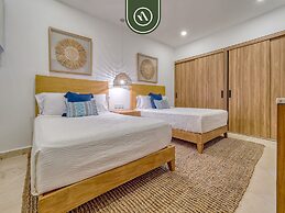 Harbor 171 North Tower 2103