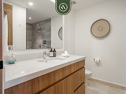 Harbor 171 North Tower 2104