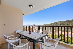 Countryside Apartment 1 With Shared Swimming Pool