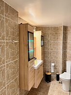 Thissio Luxury Apartment