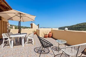 Countryside Apartment 2 With Shared Swimming Pool