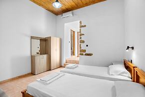 Countryside Apartment 2 With Shared Swimming Pool