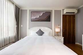 Salute de Leman Luxury Apartment