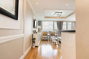 Salute de Leman Luxury Apartment