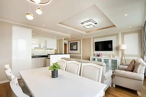 Salute de Leman Luxury Apartment