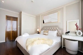 Salute de Leman Luxury Apartment