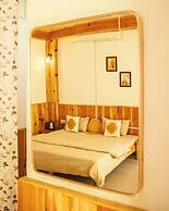 Boho Grove Cafe and Stay