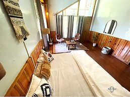 Boho Grove Cafe and Stay