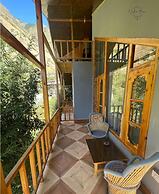 Boho Grove Cafe and Stay