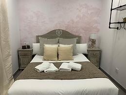 VTZ The Botanic Hostel