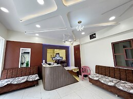 Hotel Gupta Residency - near Temple