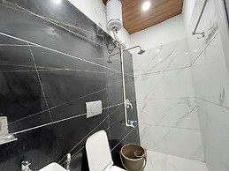 Hotel Gupta Residency - near Temple