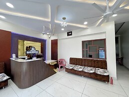 Hotel Gupta Residency - near Temple