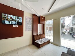 Hotel Gupta Residency - near Temple