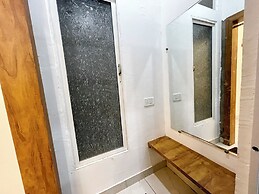 Hotel Gupta Residency - near Temple