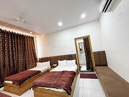 Hotel Gupta Residency - near Temple
