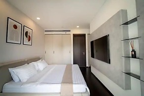 Serenity Sky Villas Luxury Apartment