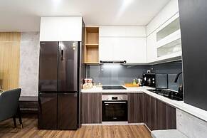 Serenity Sky Villas Luxury Apartment