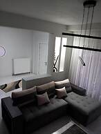 Elite Apartment Larisa