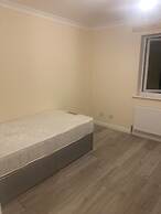 Riverside Retreat in Isleworth