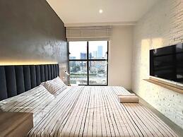 Saigon Royal View Residence & River