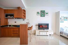 Saigon Royal View Residence & River