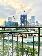 Saigon Royal View Residence & River